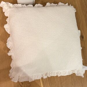 INUP home white waffle ruffle euro pillow